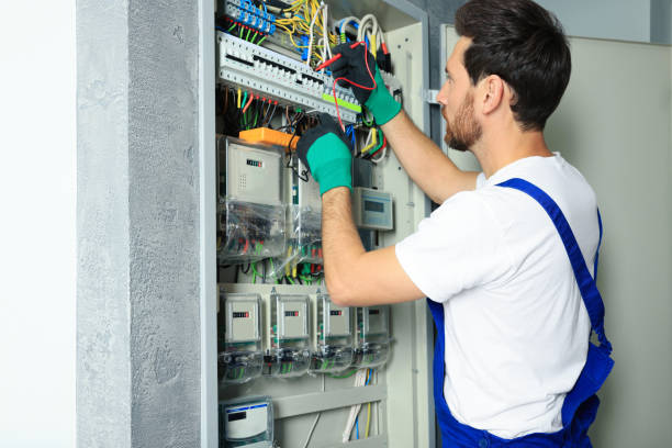 Best Electrical Contractors for Businesses  in Hurricane, WV